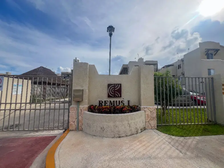 Remus I y II principal